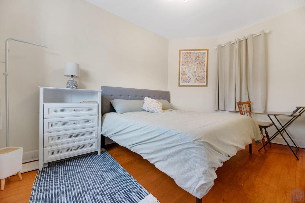 Historic Petworth Homestay Washington Bagian luar foto